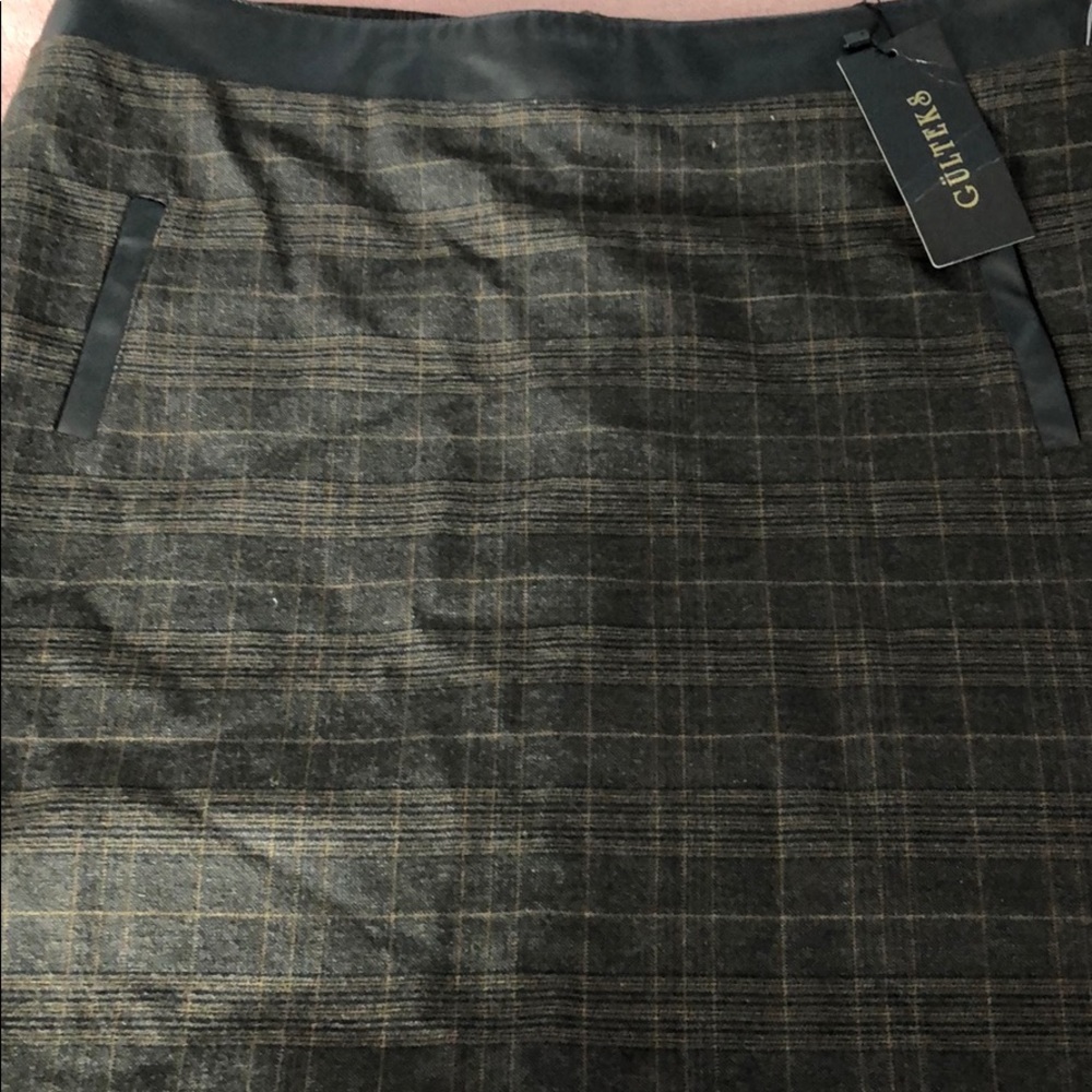 Strips skirt
